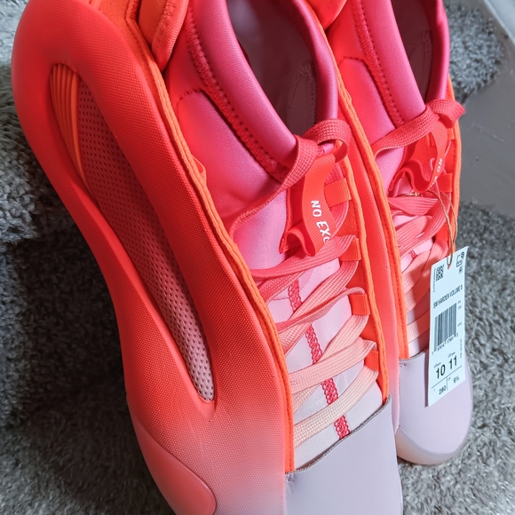 James Harden Unreleased Vol.8 New (RARE) - Picture 1 of 6